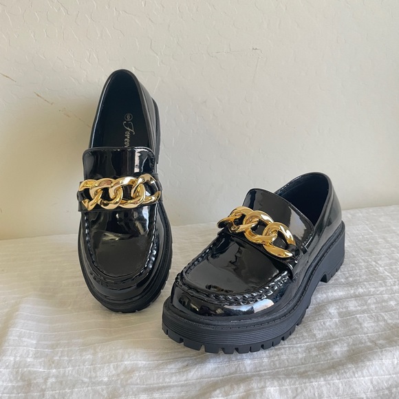 New Wide Black Patent Gold Chain Slip On Platform Penny Loafers - Picture 8 of 8